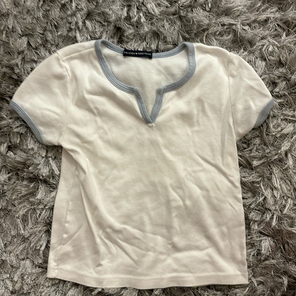 Brandy Melville V-neck Crop Tee